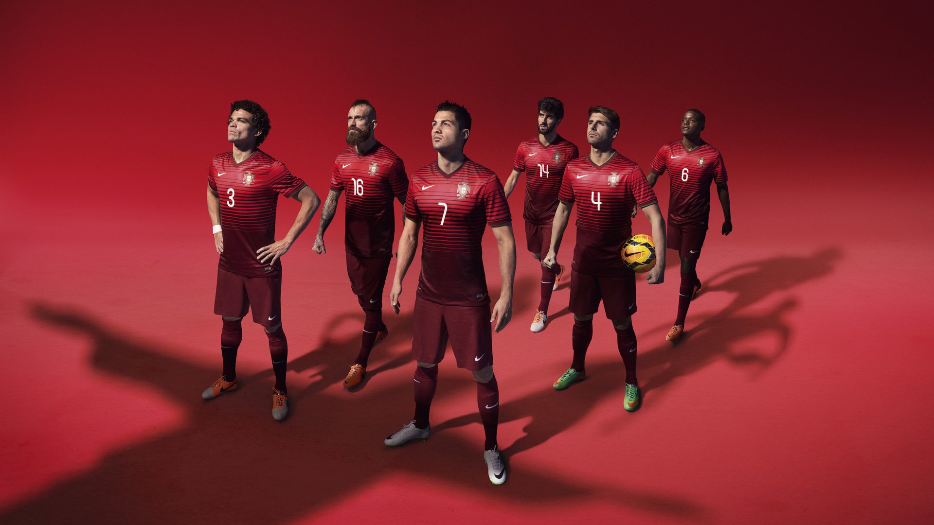 天才新星上演完美帽子戏法，助球队逆转夺冠